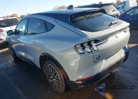 2024 Ford Mustang Mach-E Premium z USA, uszkodzony, nr VIN 3FMTK3R46RMA07135